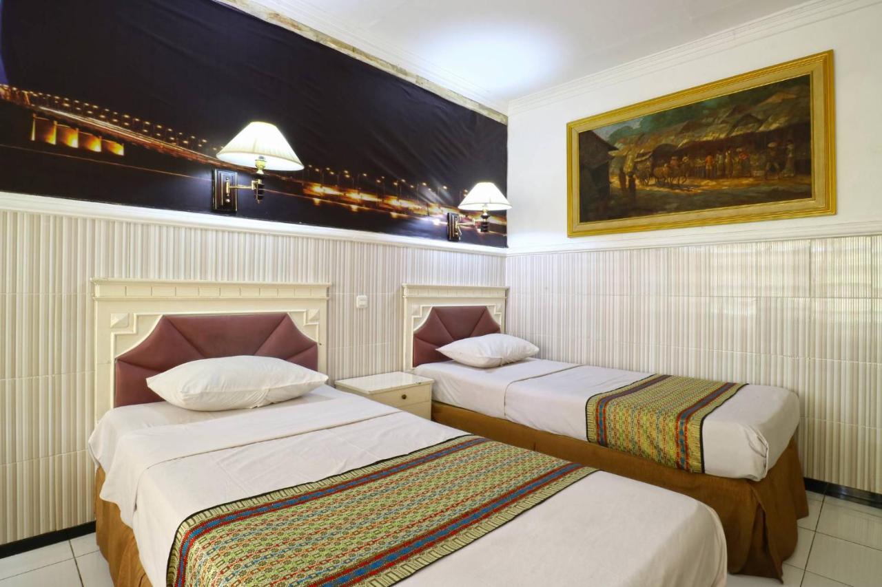 Hotel Tanjung Surabaja Zewnętrze zdjęcie