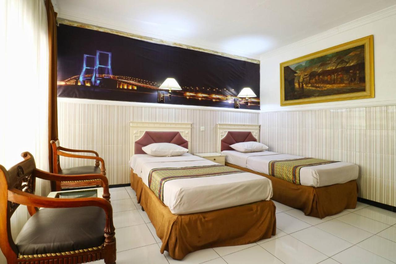 Hotel Tanjung Surabaja Zewnętrze zdjęcie