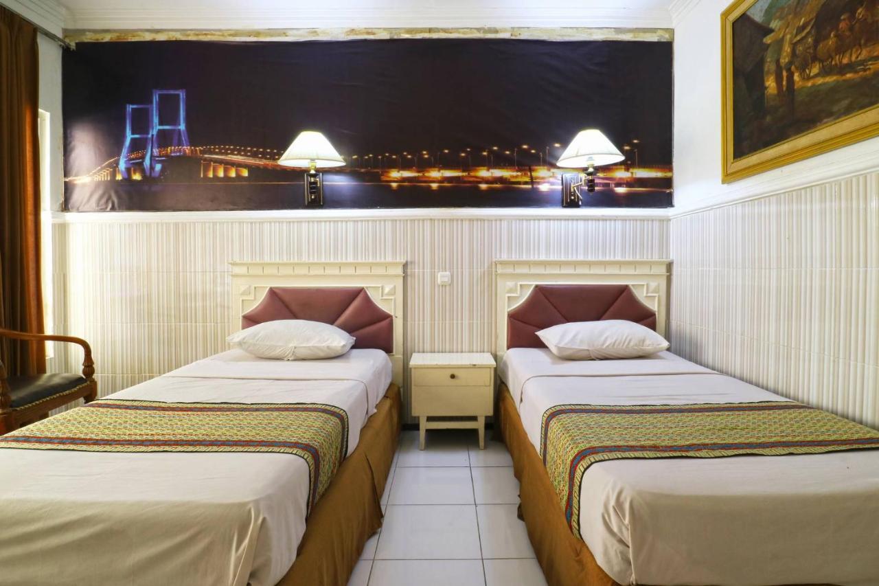 Hotel Tanjung Surabaja Zewnętrze zdjęcie
